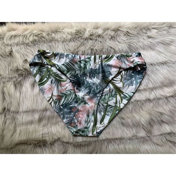 PRETTYLITTLETHING Floral Bikini Bottom Size 10 - Picture 1 of 4